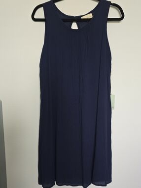 Sleeveless Navy Midi Dress with Keyhole Detail